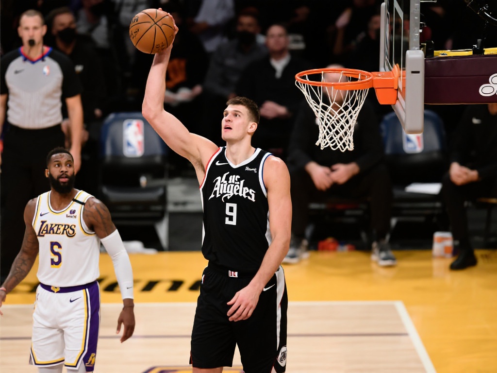 欧冠辉煌史：探寻欧洲足坛顶级赛事与球星传奇