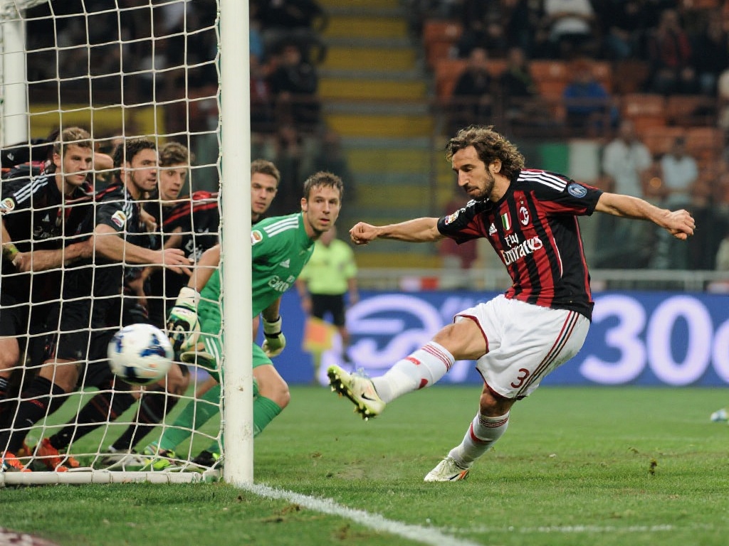 特在球场上 特在球场上